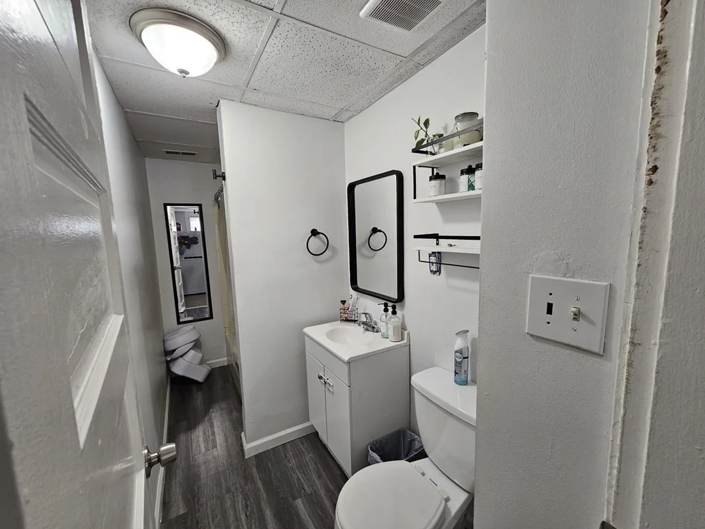 3 bed, 1 bath apartment for rent at 105 Arthur St Unit 3, Worcester — photo 16 of 19