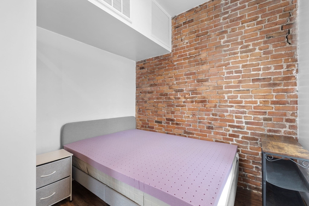 Studio bed, 1 bath apartment for rent at 105 Broadway Unit 2, Chelsea — photo 11 of 15