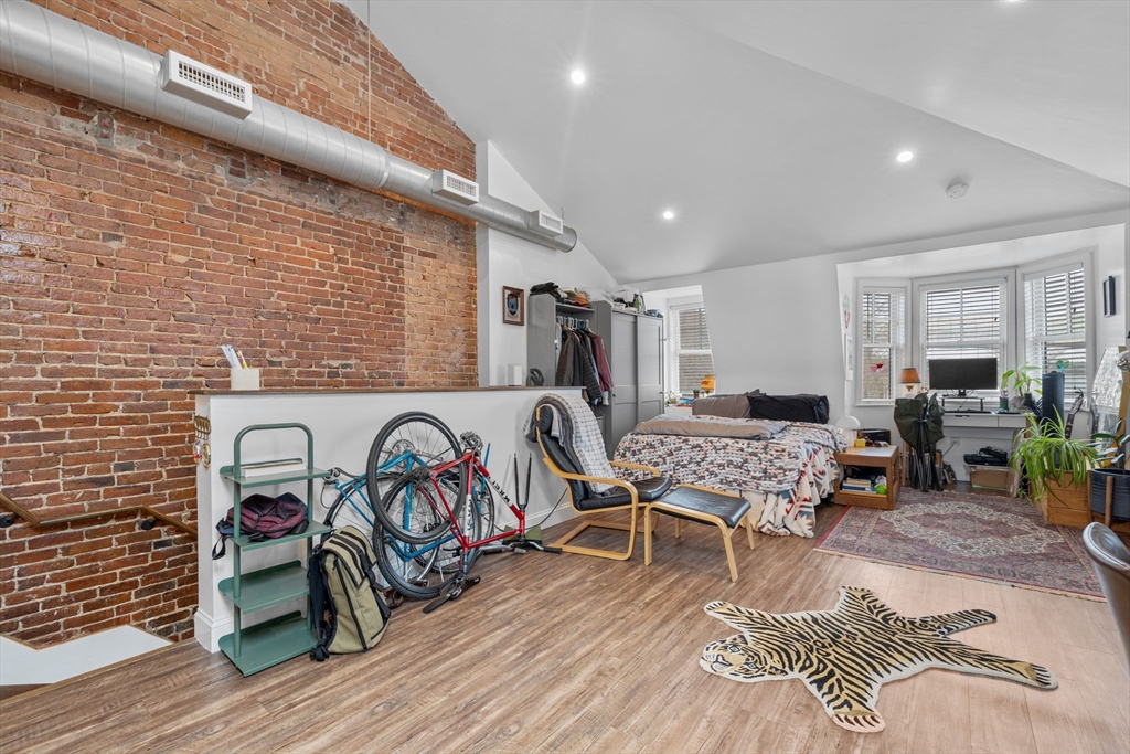 Studio bed, 1 bath apartment for rent at 105 Broadway Unit 3, Chelsea — photo 5 of 14