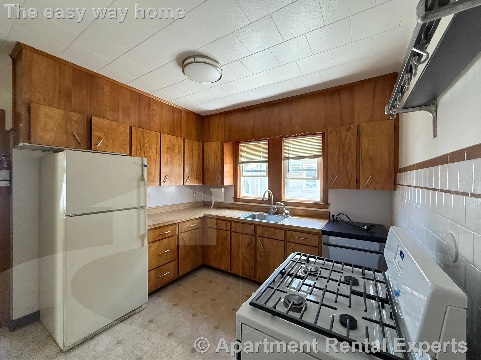 1 bed, 1 bath apartment for rent at 105 Bromfield Rd Unit 2, Tufts — photo 2 of 14