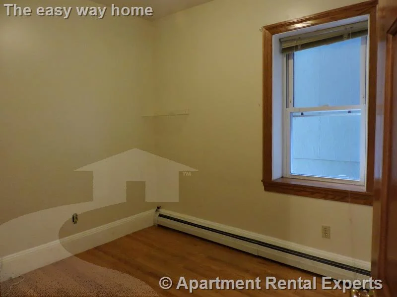 1 bed, 1 bath apartment for rent at 105 Brookline St Unit 1, Central Square — photo 5 of 11