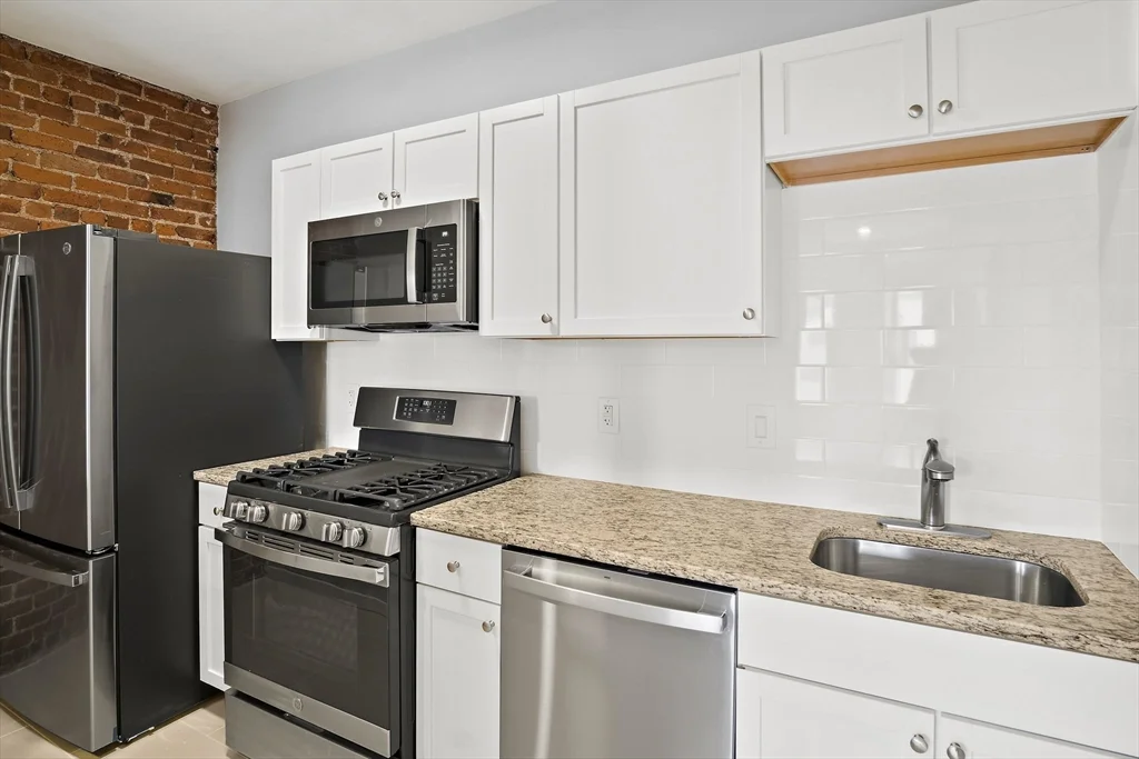 2 bed, 1 bath apartment for rent at 105 Brunswick St Unit 1, Boston
