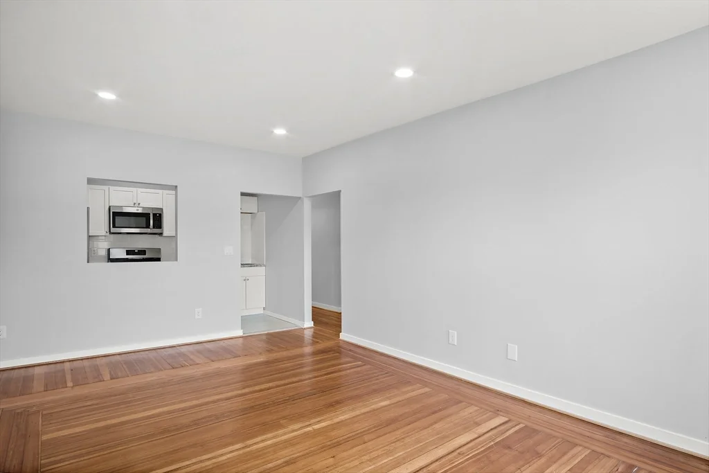 3 bed, 1 bath apartment for rent at 105 Brunswick St Unit 3, Boston — photo 7 of 17