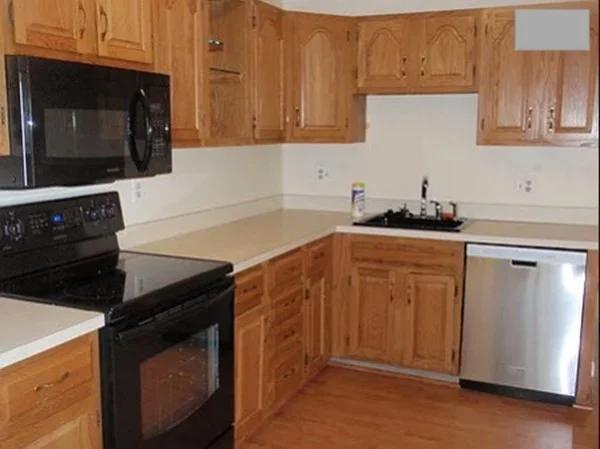 2 bed, 1 bath apartment for rent at 105 Cedar St Unit 2, Roxbury — photo 4 of 7