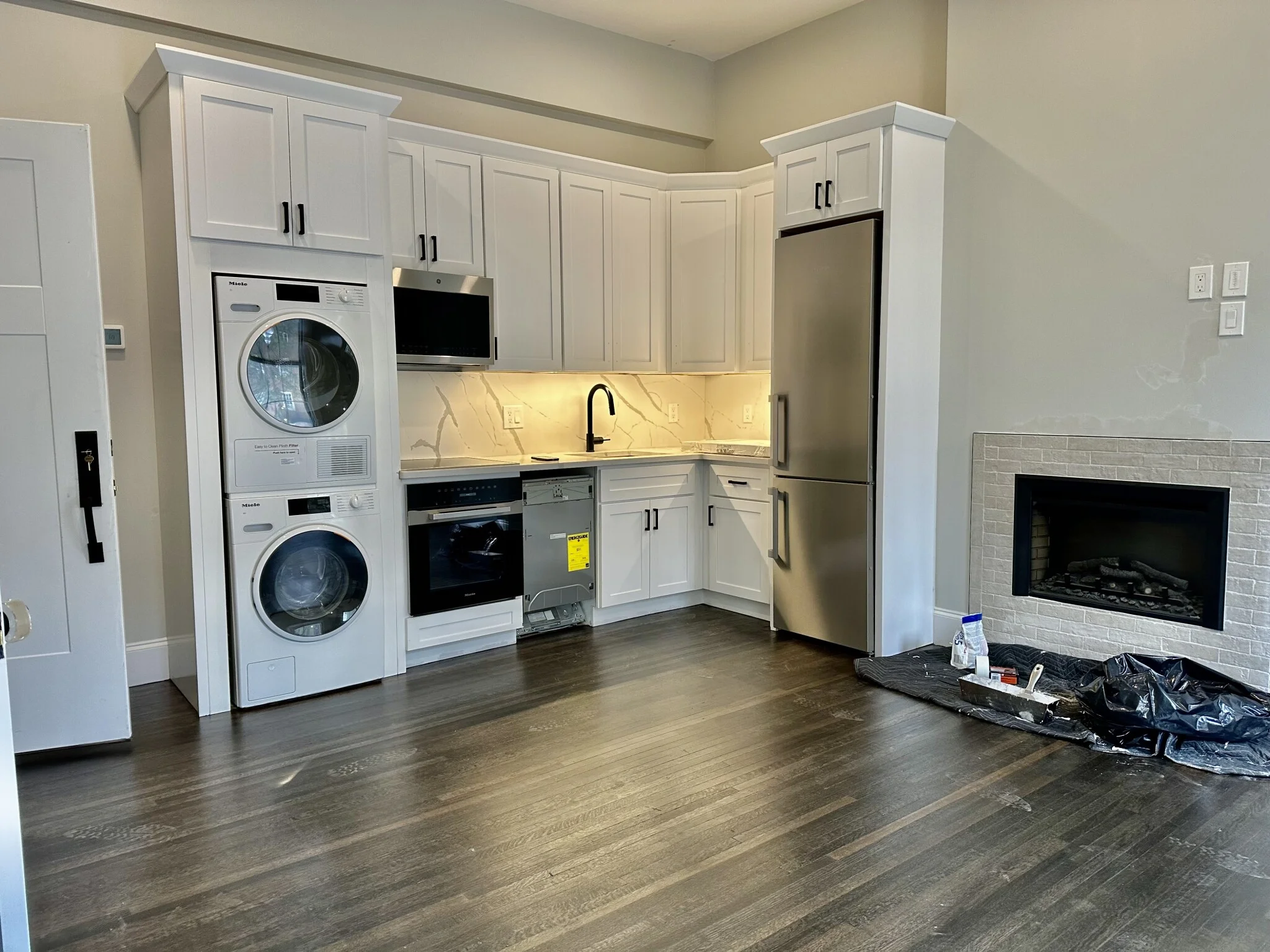 Studio bed, 1 bath apartment for rent at 105 Charles St Unit 1, Beacon Hill — photo 4 of 13