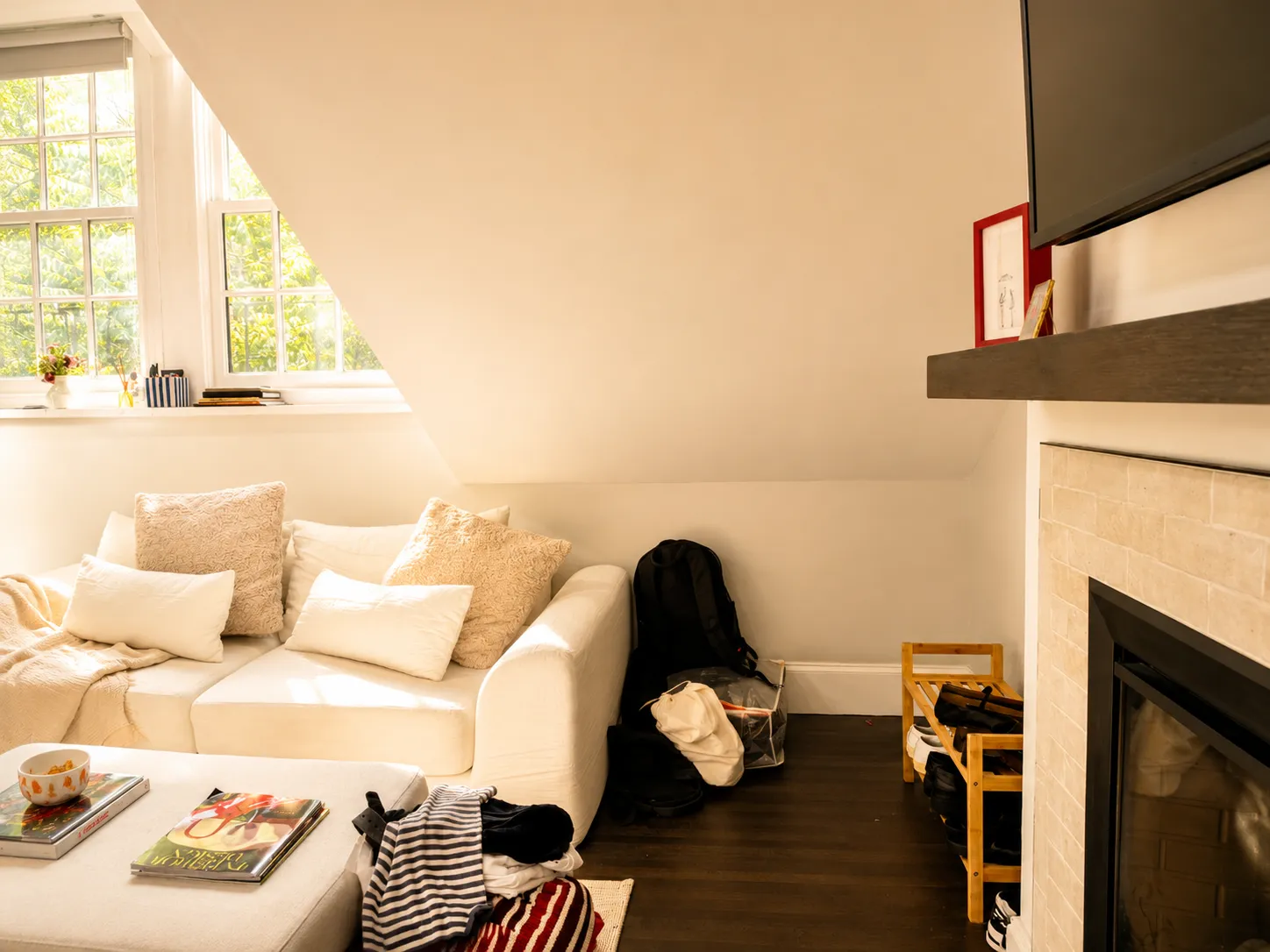 Studio bed, 1 bath apartment for rent at 105 Charles St Unit 6, Beacon Hill — photo 4 of 13