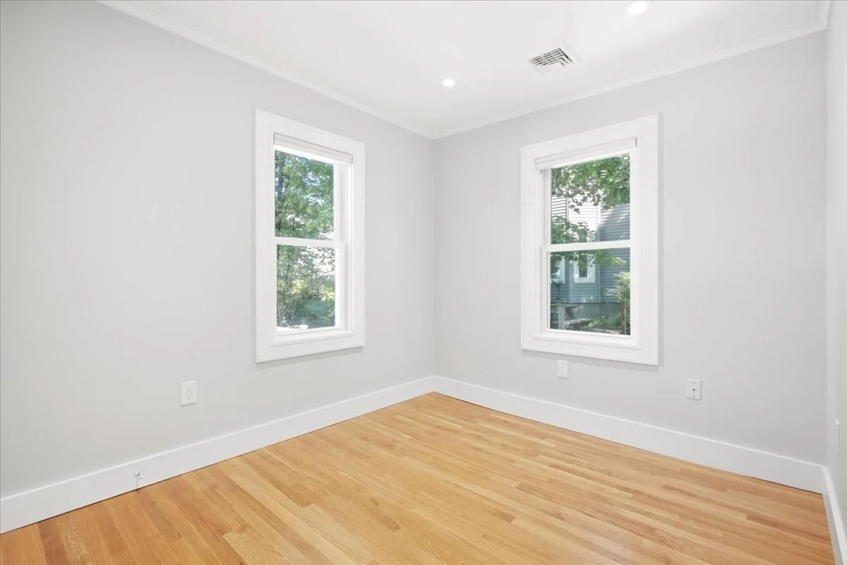 3 bed, 1 bath apartment for rent at 105 Child St Unit 2, Hyde Park — photo 27 of 42