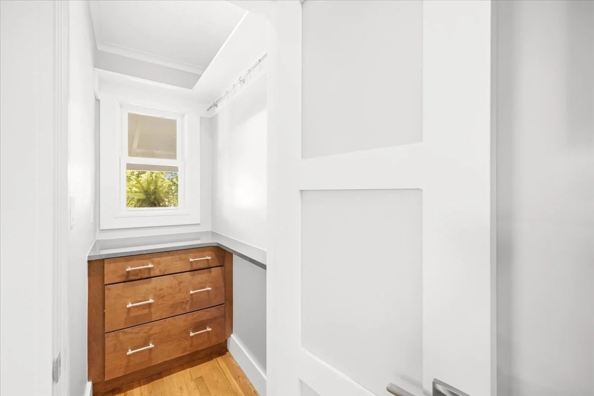3 bed, 1 bath apartment for rent at 105 Child St Unit 2, Hyde Park — photo 17 of 42