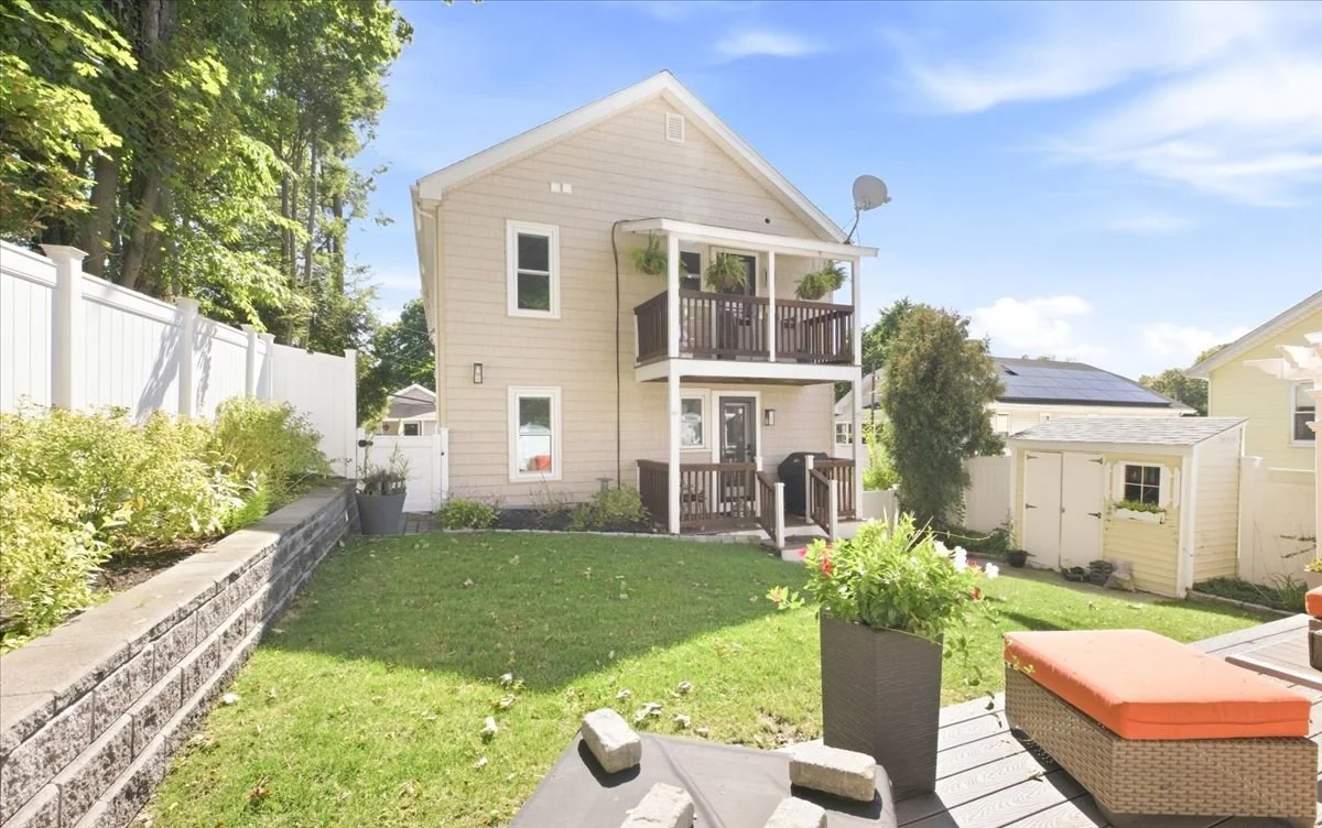 3 bed, 1 bath apartment for rent at 105 Child St Unit 2, Hyde Park — photo 34 of 42