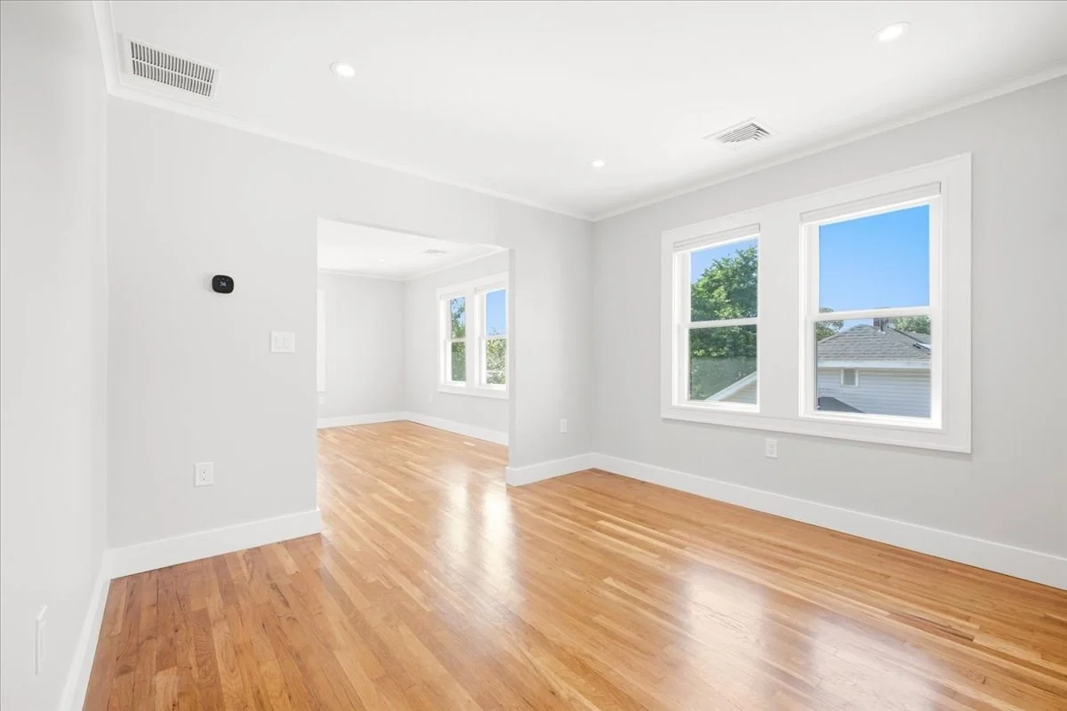 3 bed, 1 bath apartment for rent at 105 Child St Unit 2, Hyde Park — photo 9 of 42
