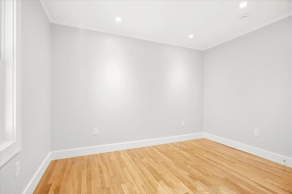 3 bed, 1 bath apartment for rent at 105 Child St Unit 2, Hyde Park — photo 25 of 42