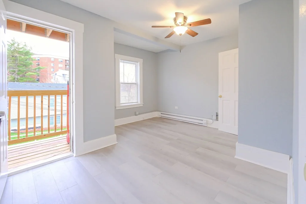 4 bed, 1 bath apartment for rent at 105 Clarendon St Unit 2, Fitchburg — photo 13 of 30