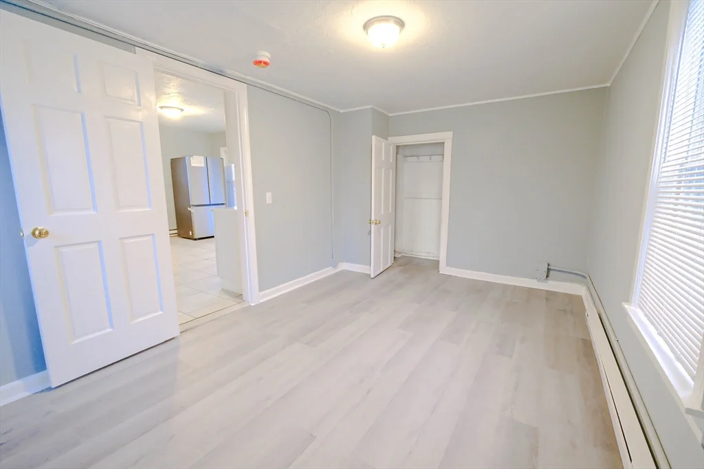 4 bed, 1 bath apartment for rent at 105 Clarendon St Unit 2, Fitchburg — photo 16 of 30