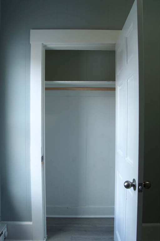 4 bed, 1 bath apartment for rent at 105 Clarendon St Unit 3, Fitchburg — photo 23 of 25