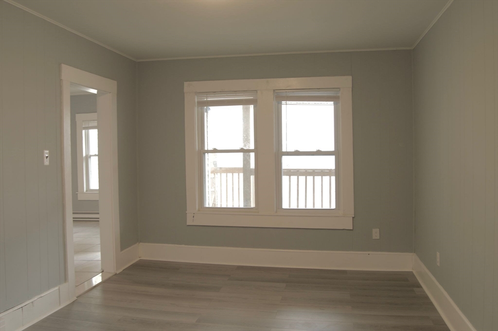 4 bed, 1 bath apartment for rent at 105 Clarendon St Unit 3, Fitchburg — photo 12 of 25