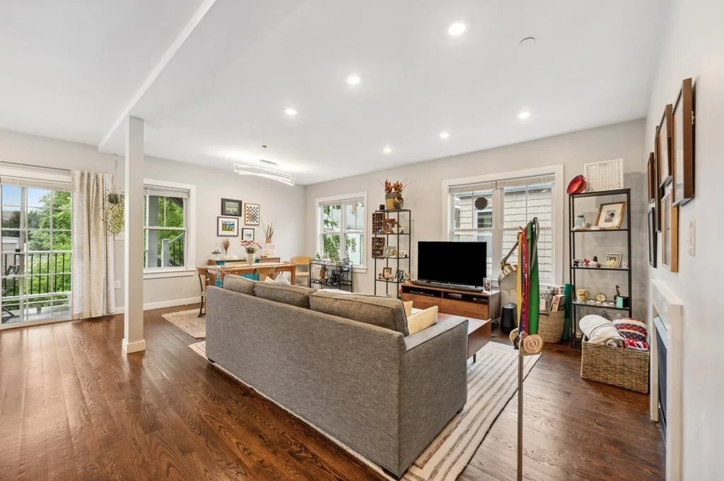 2 bed, 2.5 bath apartment for rent at 105 Cross St Unit 2, East Somerville — photo 2 of 17
