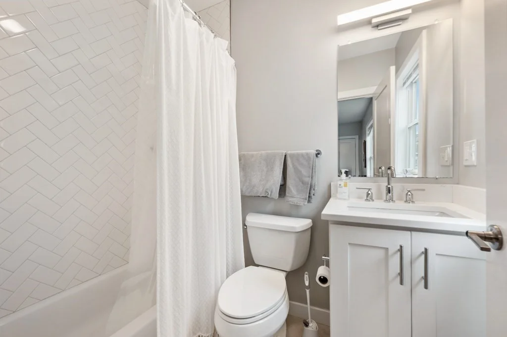2 bed, 2.5 bath apartment for rent at 105 Cross St Unit 2, East Somerville — photo 14 of 17