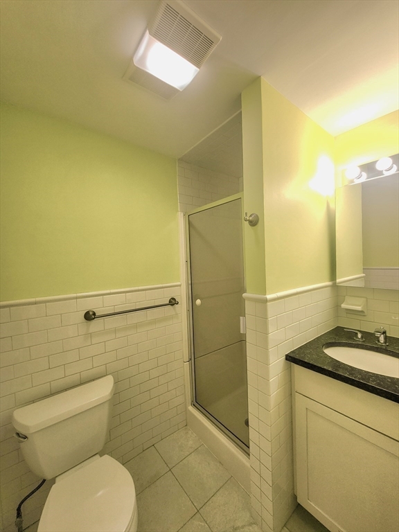 2 bed, 1 bath apartment for rent at 105 Eutaw Unit 3, East Boston — photo 11 of 14