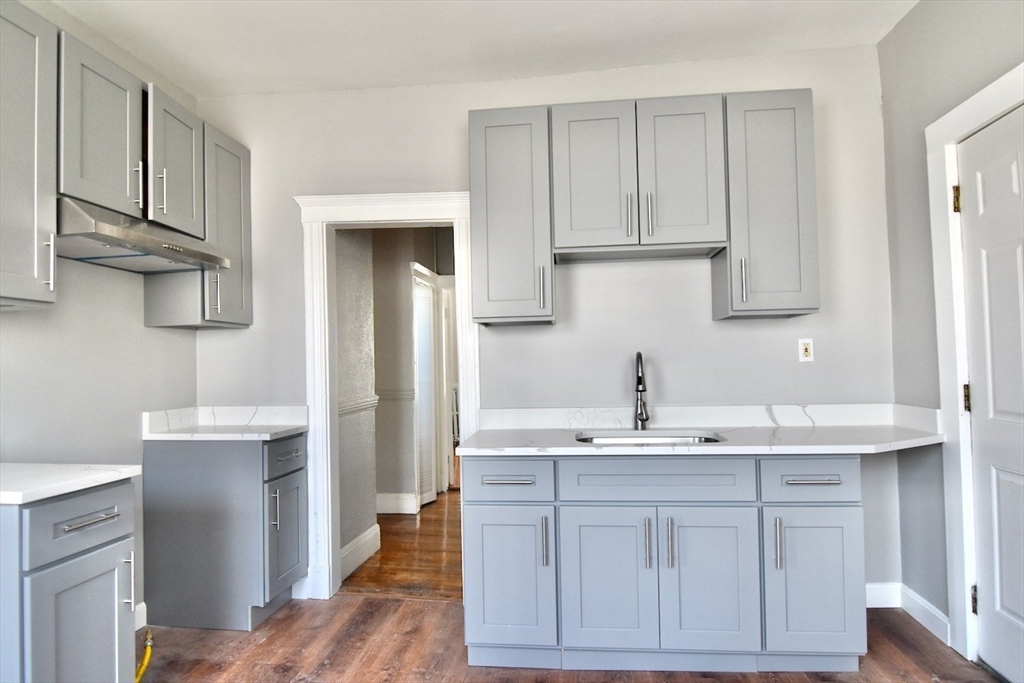 4 bed, 1 bath apartment for rent at 105 Evans St Unit 3, Dorchester — photo 1 of 19
