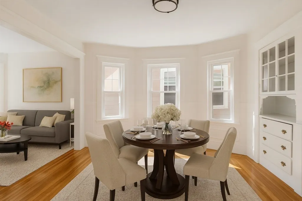 4 bed, 2 bath apartment for rent at 105 Fayerweather St Unit 2, West Cambridge — photo 8 of 23