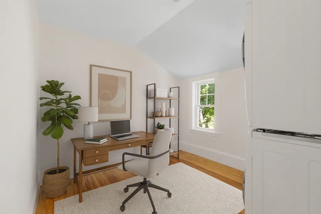 4 bed, 2 bath apartment for rent at 105 Fayerweather St Unit 2, West Cambridge — photo 14 of 23