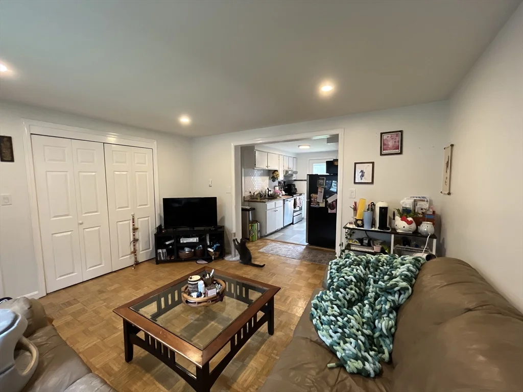 2 bed, 1 bath apartment for rent at 105 Forest Hills Unit 2B, Boston