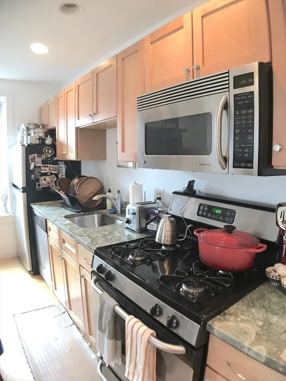 1 bed, 1 bath apartment for rent at 105 Gore St Unit 4, East Cambridge — photo 9 of 29