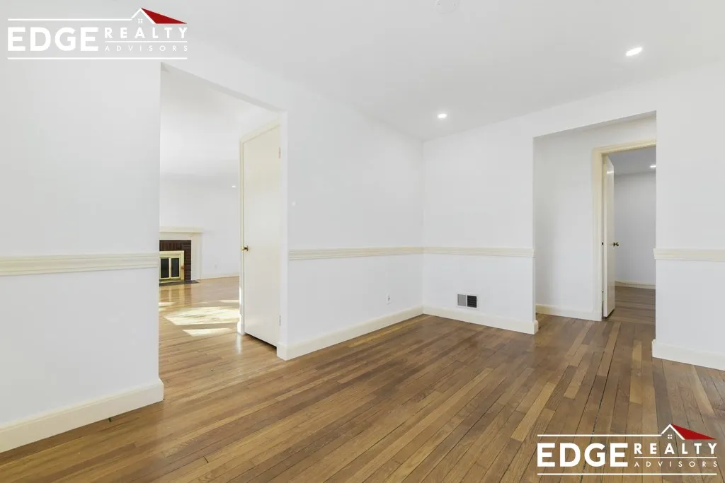 3 bed, 1 bath apartment for rent at 105 Hamilton Rd Unit 1, Cedarwood — photo 14 of 17