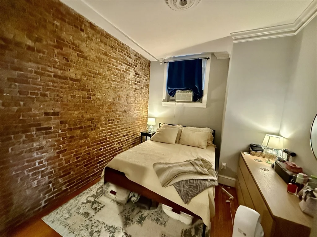 2 bed, 1 bath apartment for rent at 105 High St Unit 17, Charlestown — photo 11 of 15