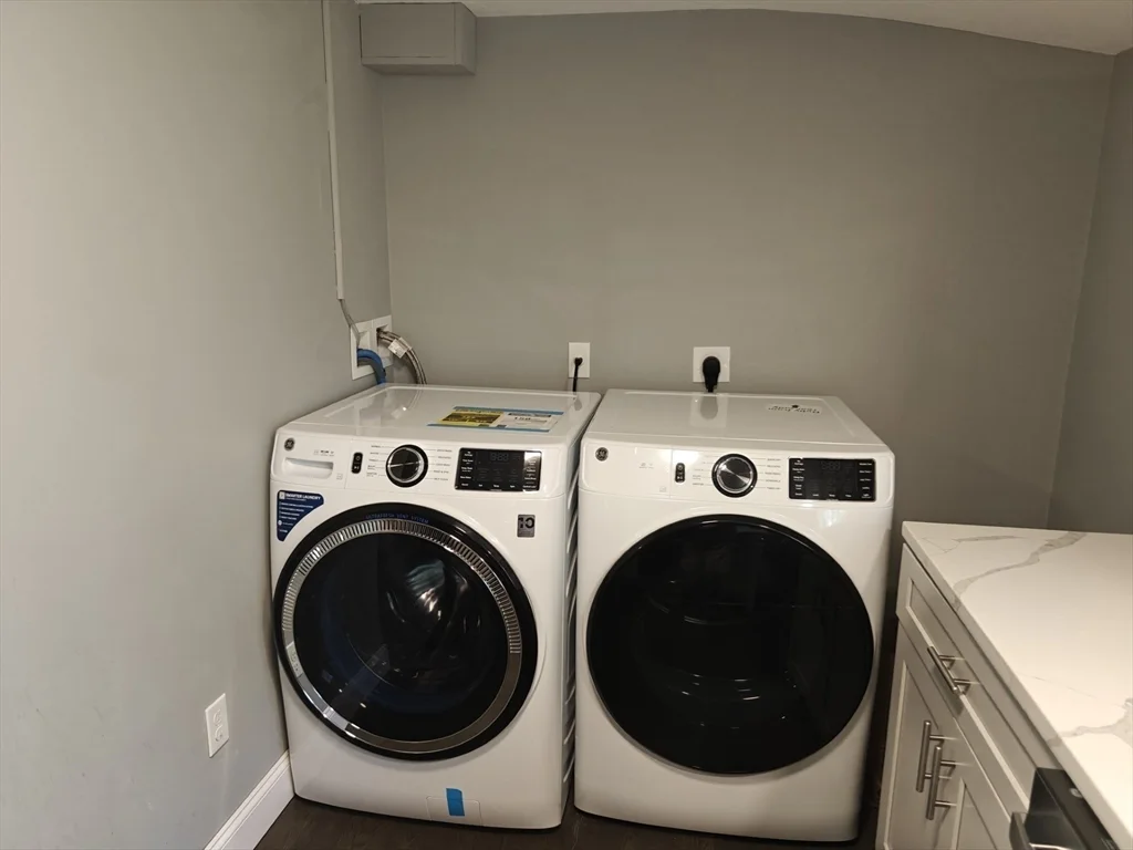 3 bed, 1 bath apartment for rent at 105 Holyoke St Unit 2, Lynn — photo 17 of 21