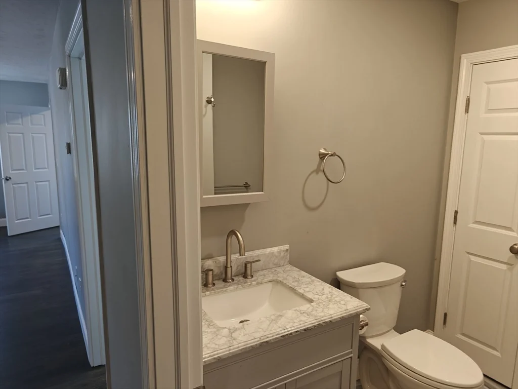3 bed, 1 bath apartment for rent at 105 Holyoke St Unit 2, Lynn — photo 12 of 21