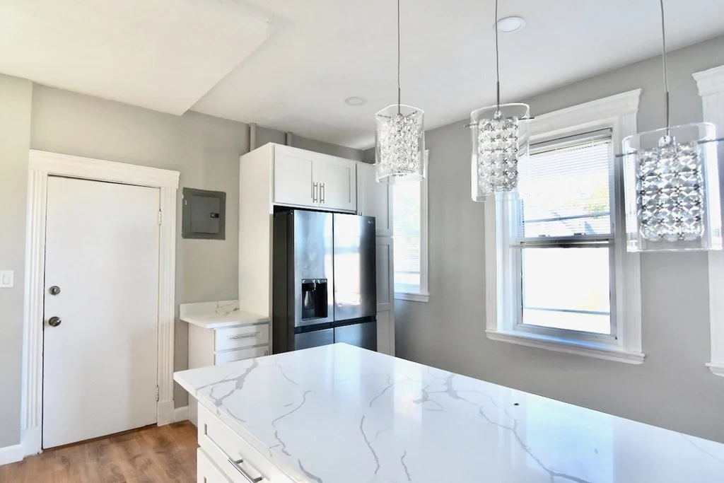 4 bed, 1 bath apartment for rent at 105 Homestead St Unit 2, Dorchester — photo 6 of 19