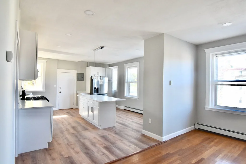 4 bed, 1 bath apartment for rent at 105 Homestead St Unit 2, Dorchester — photo 18 of 19