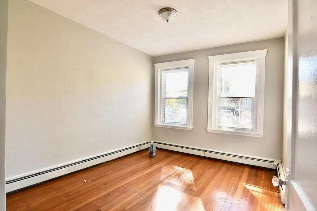 4 bed, 1 bath apartment for rent at 105 Homestead St Unit 2, Dorchester — photo 14 of 19