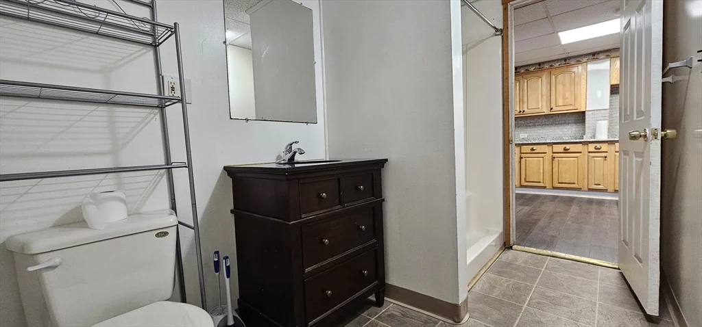 2 bed, 1 bath apartment for rent at 105 Mechanic St Unit 2, East Brookfield — photo 7 of 10