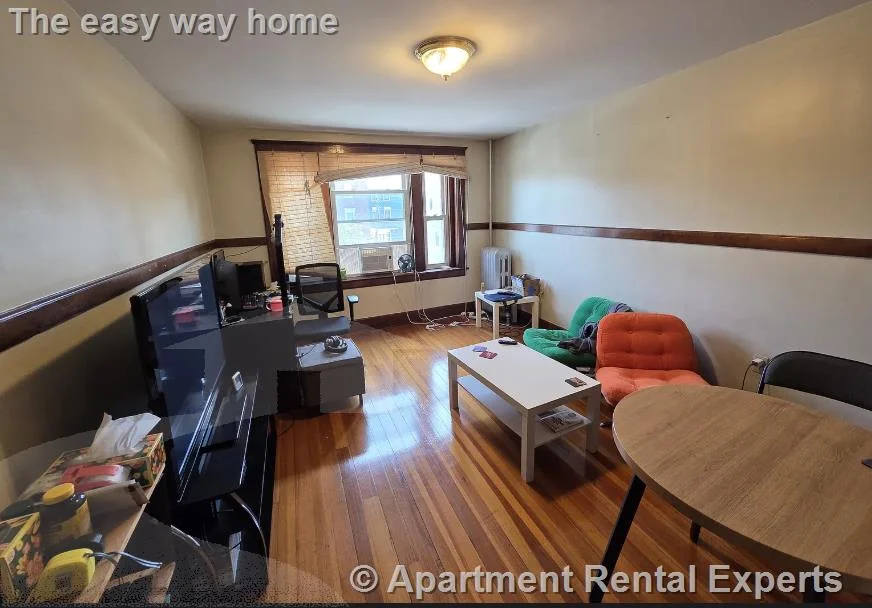 2 bed, 1 bath apartment for rent at 105 Norfolk St Unit 3, Central Square — photo 3 of 11