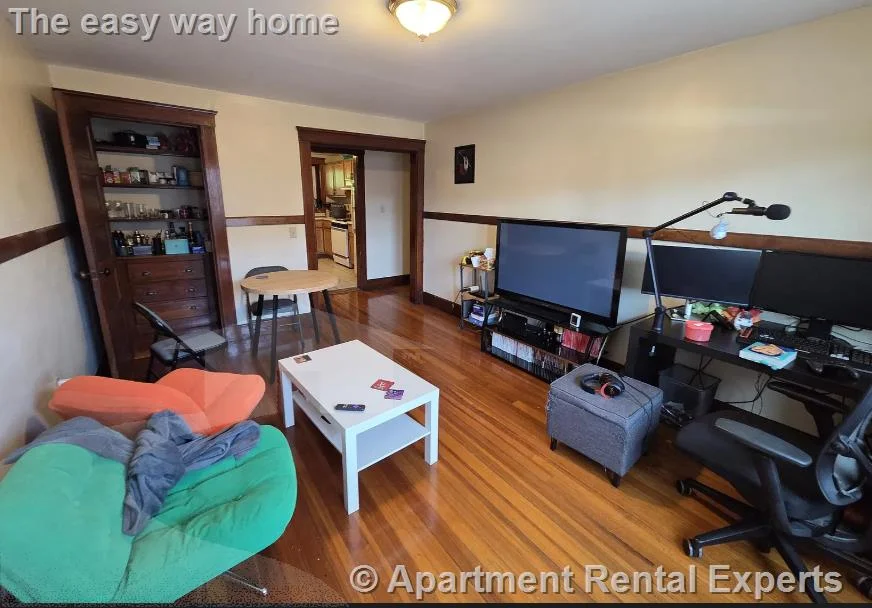 2 bed, 1 bath apartment for rent at 105 Norfolk St Unit 3, Central Square — photo 5 of 11