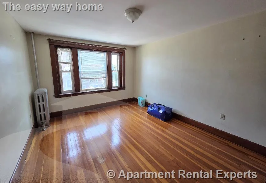 2 bed, 1 bath apartment for rent at 105 Norfolk St Unit 3, Central Square — photo 8 of 11