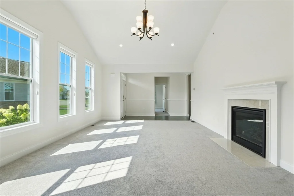 2 bed, 2 bath apartment for rent at 105 Phoebe St Unit 105, Methuen — photo 4 of 30