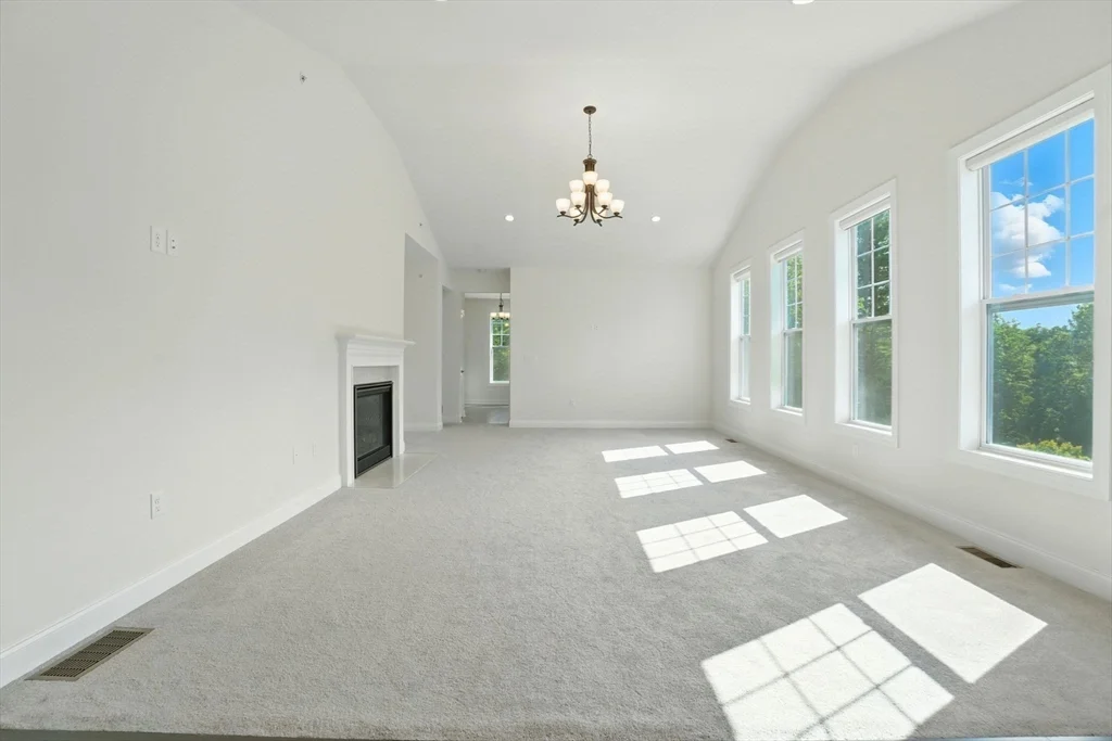 2 bed, 2 bath apartment for rent at 105 Phoebe St Unit 105, Methuen — photo 3 of 30