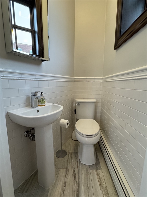 2 bed, 1 bath apartment for rent at 105 Pleasant St Unit 2, South Weymouth — photo 3 of 25