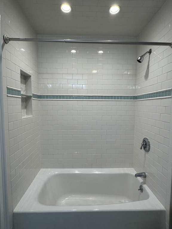 2 bed, 1 bath apartment for rent at 105 Pleasant St Unit 2, South Weymouth — photo 14 of 25