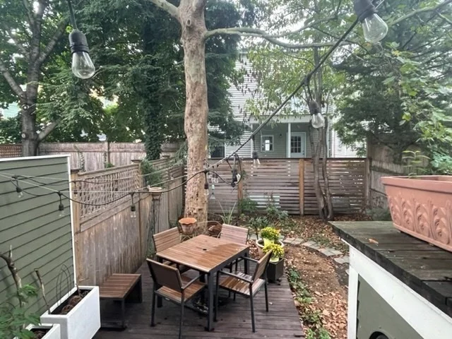 2 bed, 1 bath apartment for rent at 105 Pleasant Unit 105, Cambridgeport — photo 12 of 22