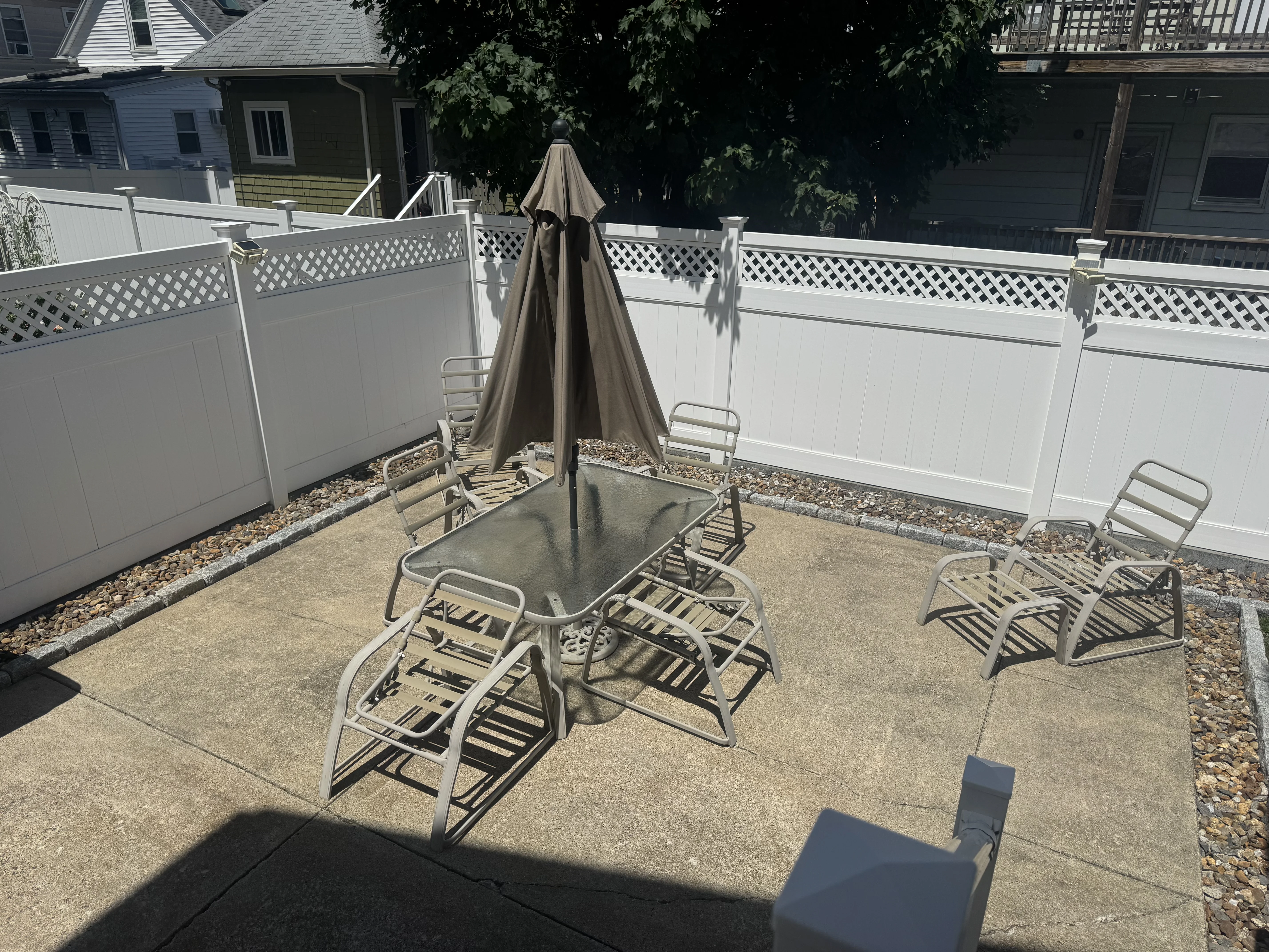 2 bed, 1 bath apartment for rent at 105 Princeton St Unit 1, South Medford — photo 19 of 20