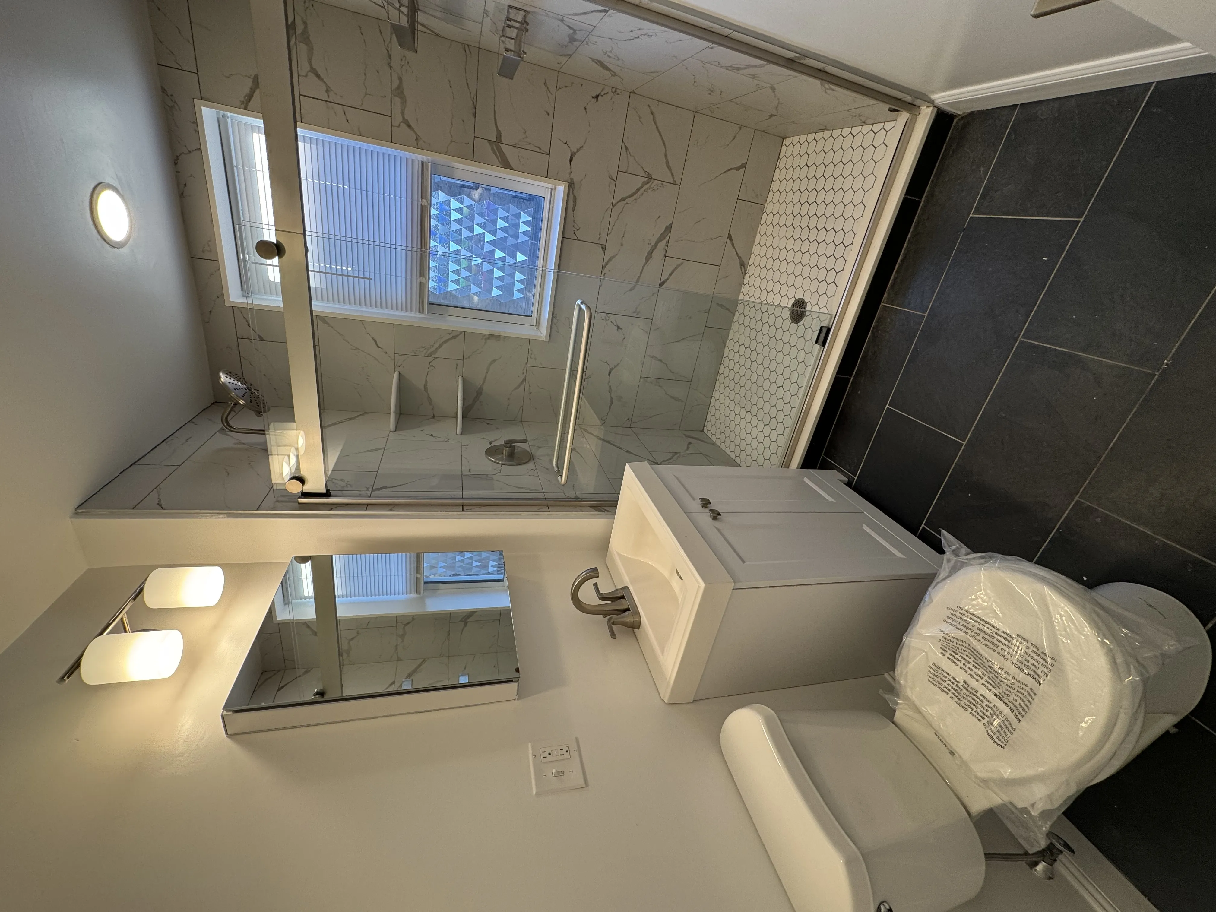 2 bed, 1 bath apartment for rent at 105 Queensberry St Unit 9, Fenway — photo 8 of 13