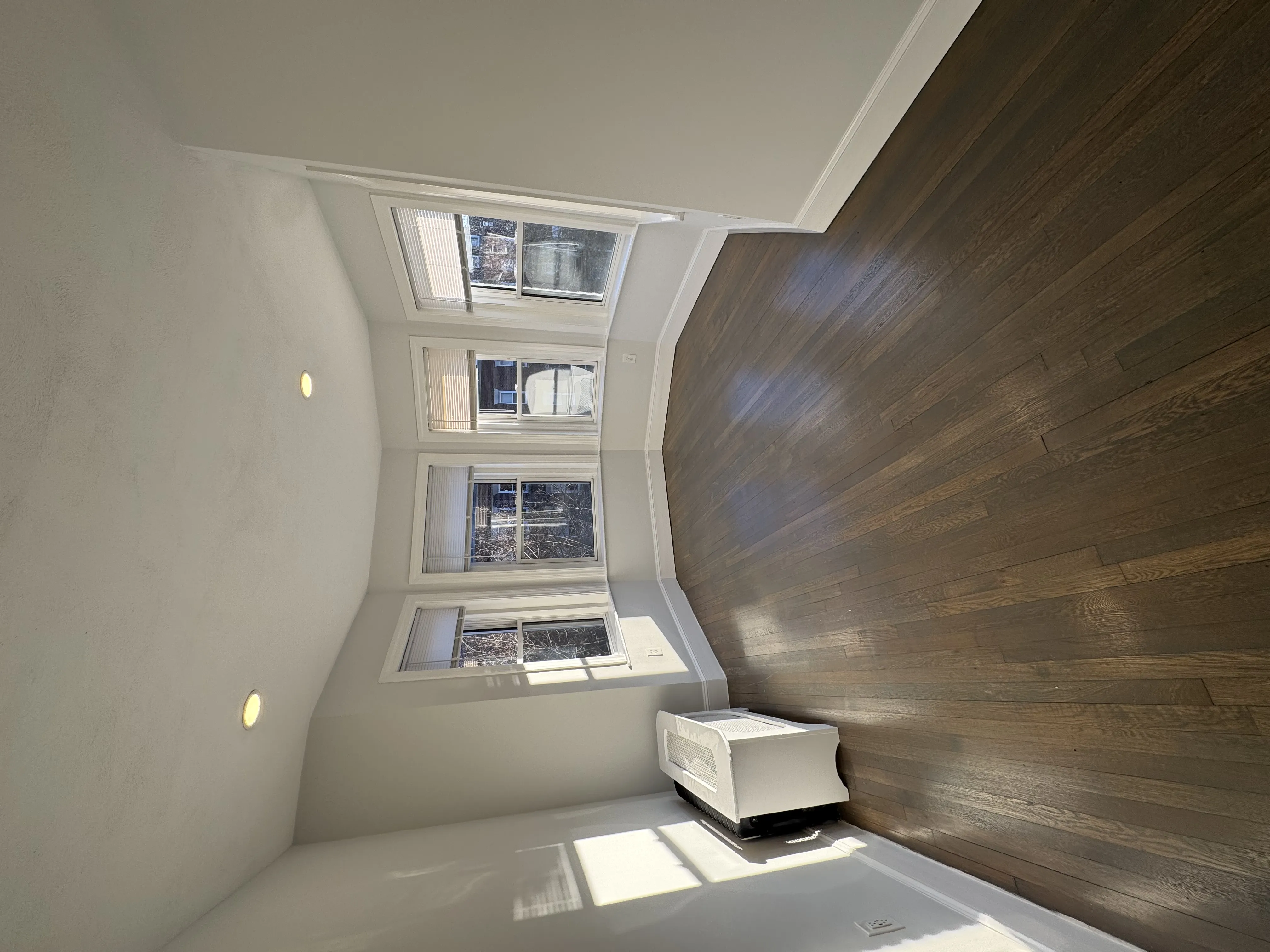 2 bed, 1 bath apartment for rent at 105 Queensberry St Unit 9, Fenway — photo 3 of 13