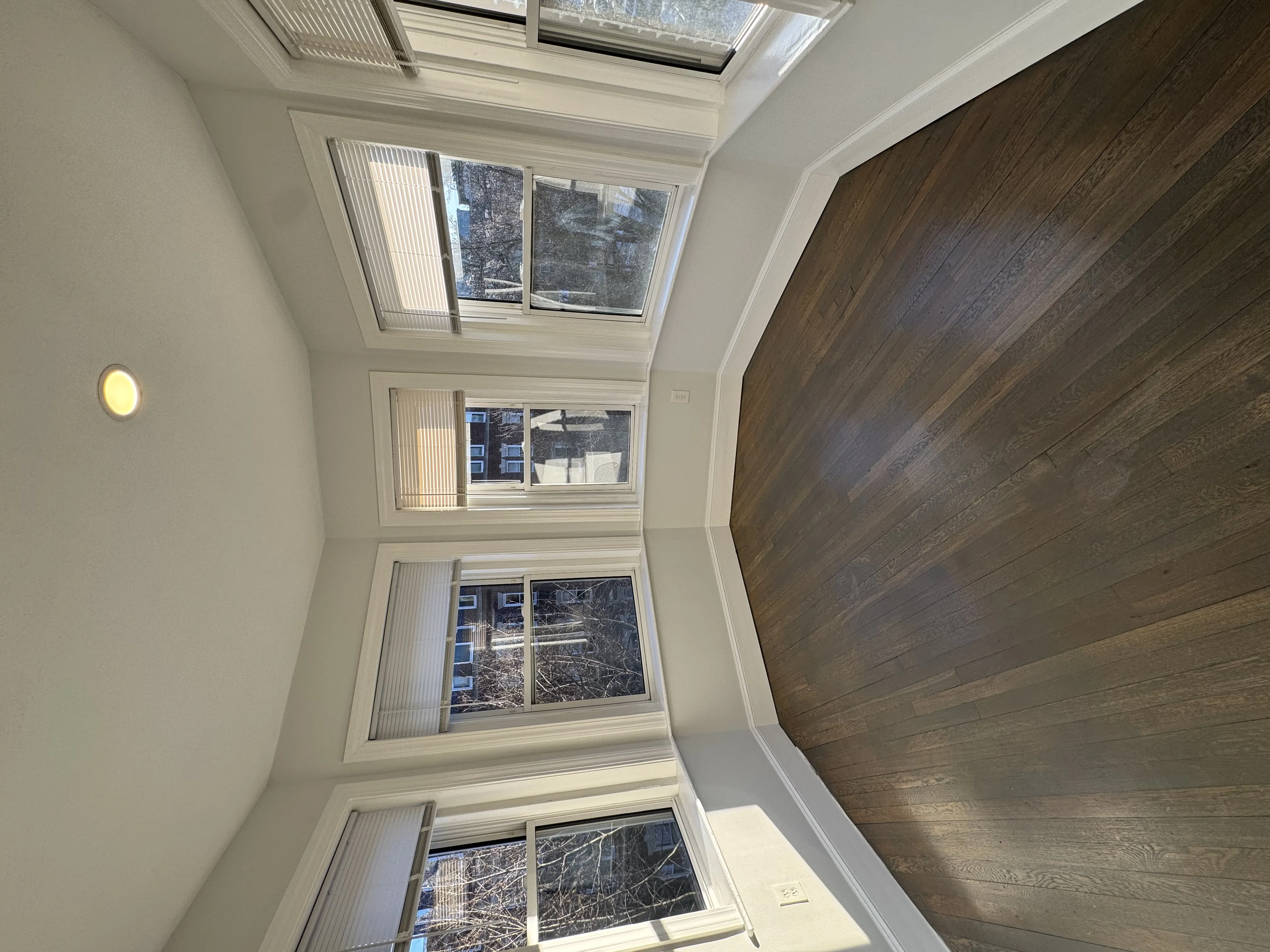 2 bed, 1 bath apartment for rent at 105 Queensberry St Unit 9, Fenway — photo 4 of 13