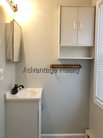 1 bed, 1 bath apartment for rent at 105 Sciarappa St Unit 2R, East Cambridge — photo 10 of 10