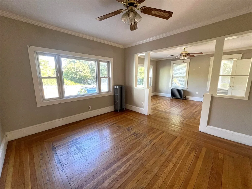2 bed, 1 bath apartment for rent at 105 Shore Dr Unit 1, Ten Hills — photo 4 of 18
