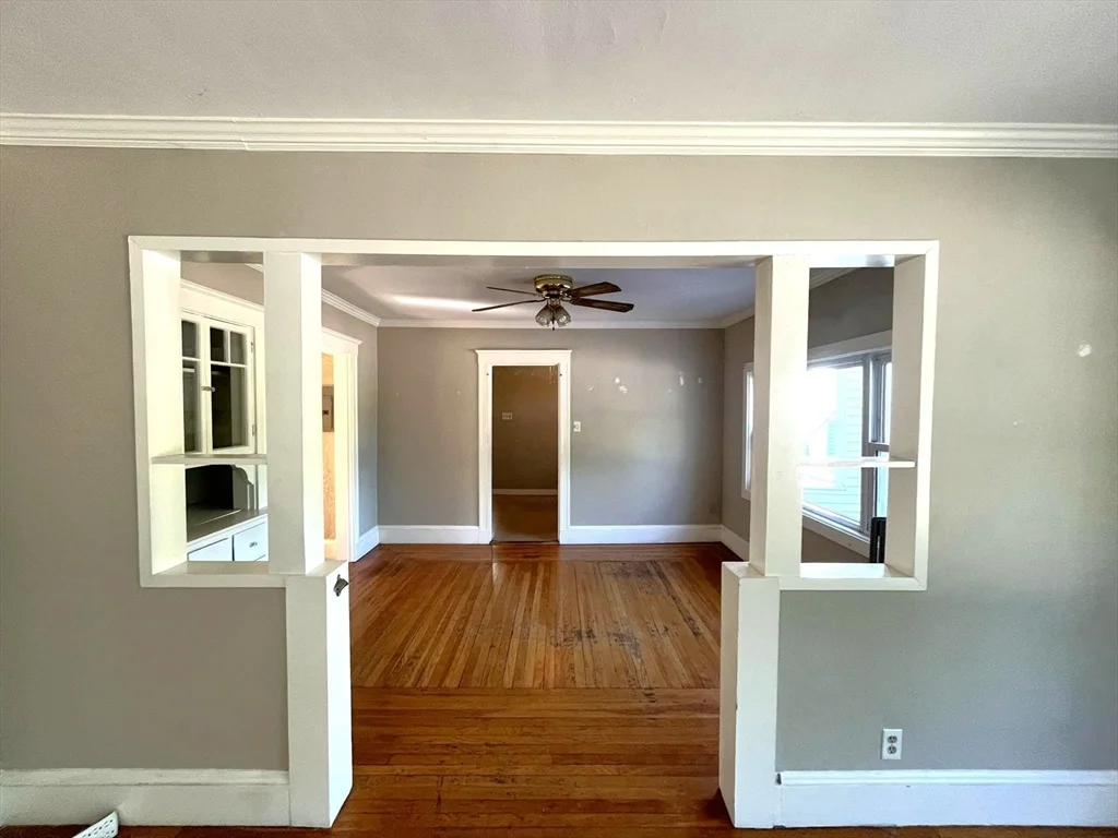 2 bed, 1 bath apartment for rent at 105 Shore Dr Unit 1, Ten Hills — photo 5 of 18